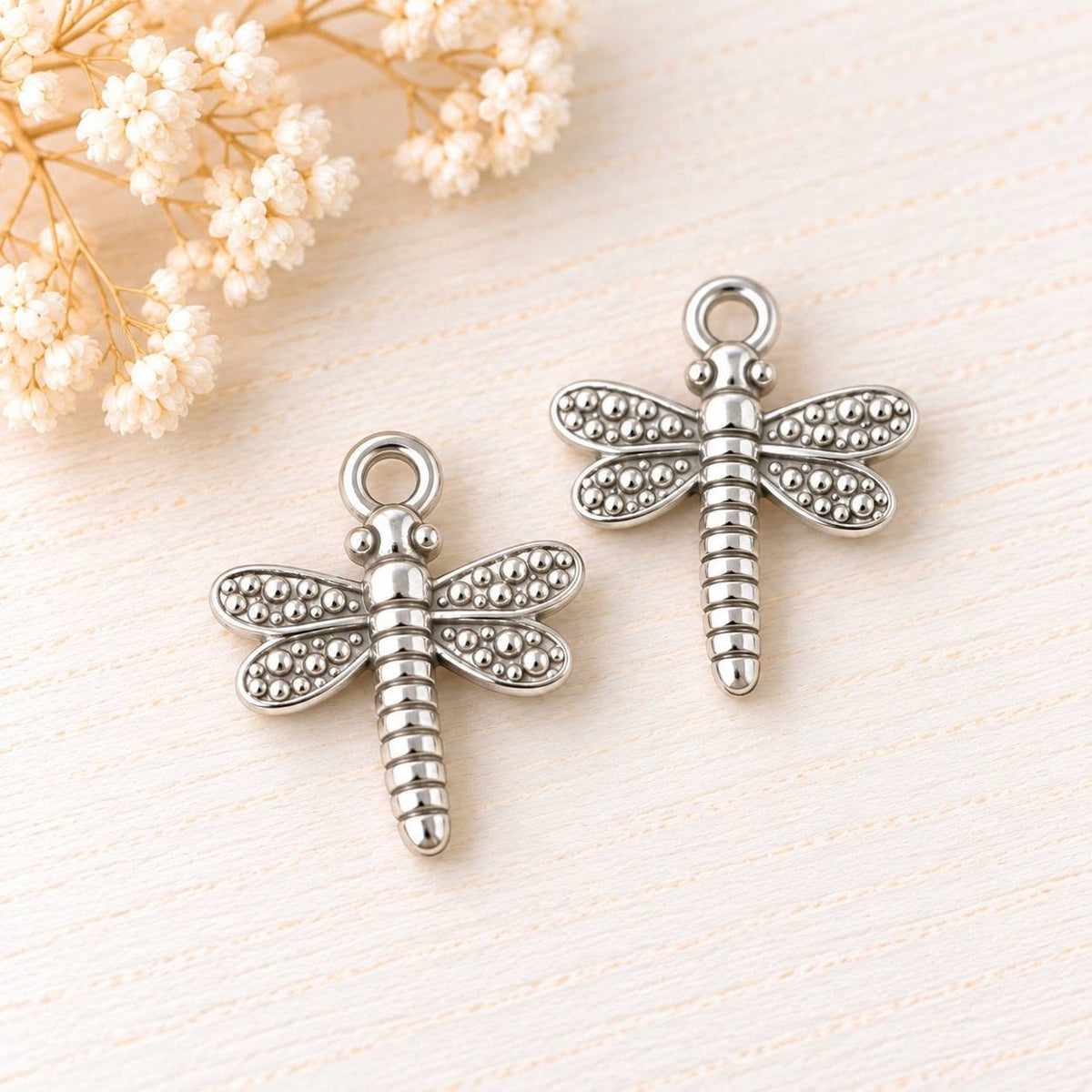 26. Szitakötő charm - 1,7x1,4 cm - 2 db