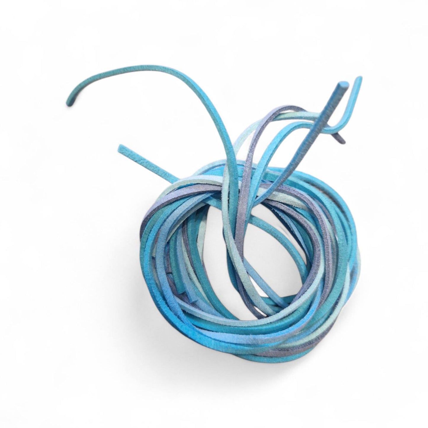 Színes bőrszálak 5 db-os/ kb 1 m-esek