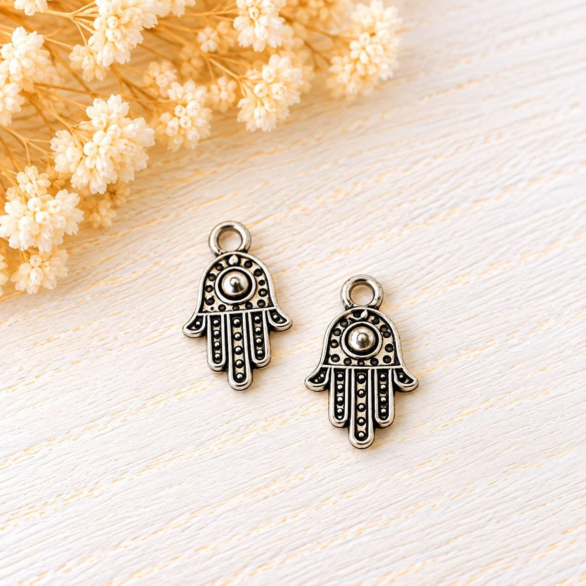 55. Charm 2x1,7 cm  2 db